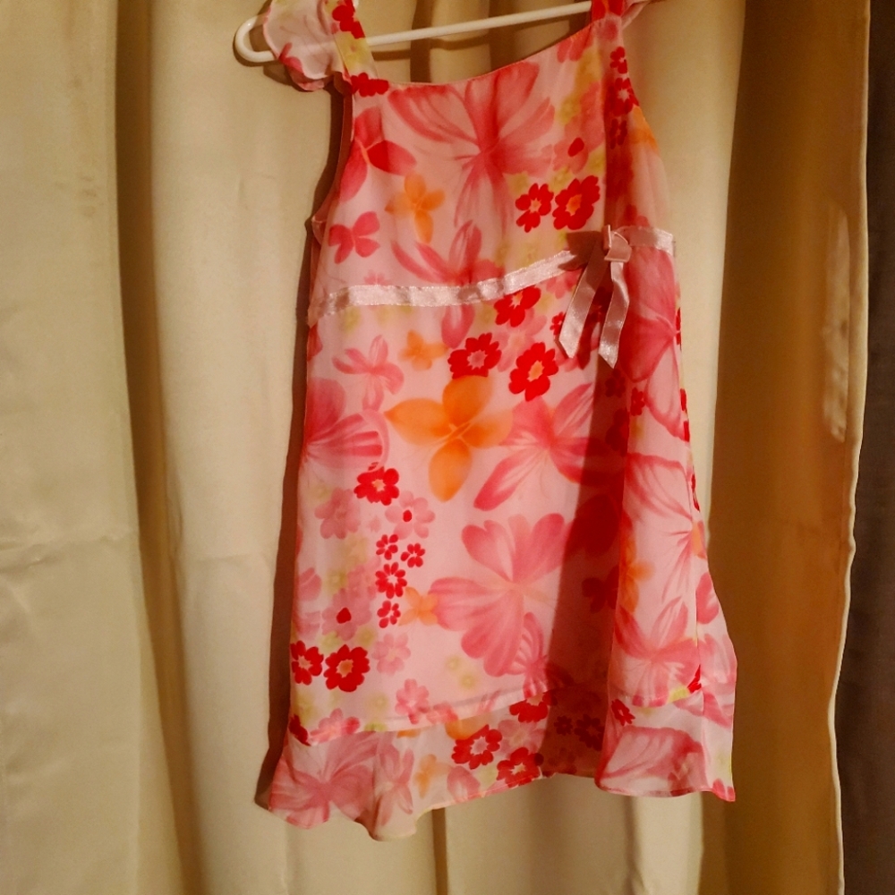 Cherokee dress size 4 floral & lace.